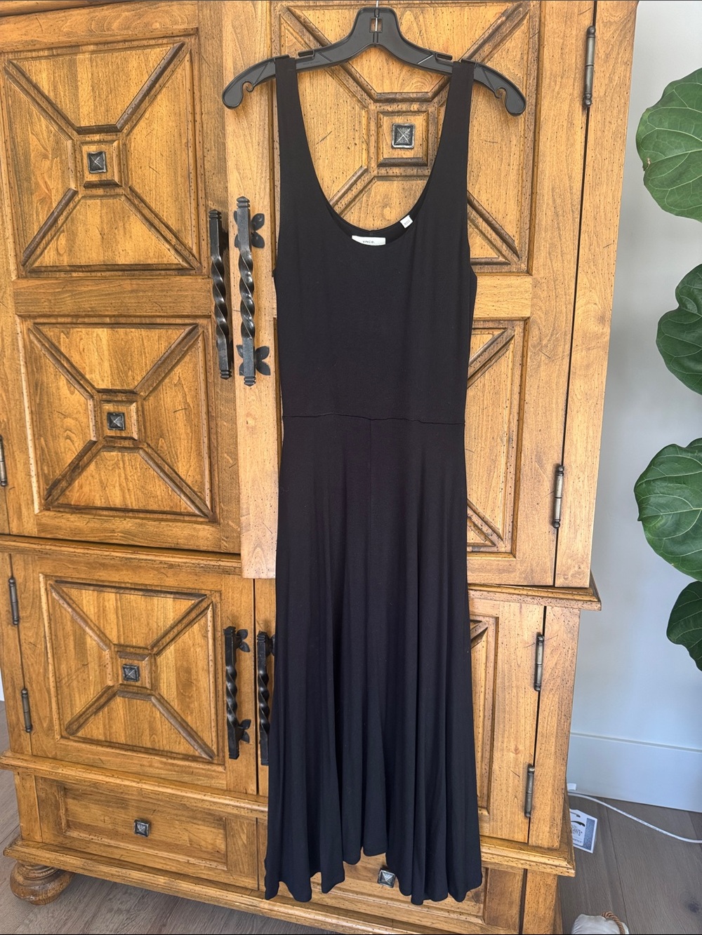 Vince Black Scoop-Neck Maxi Dress Size M
